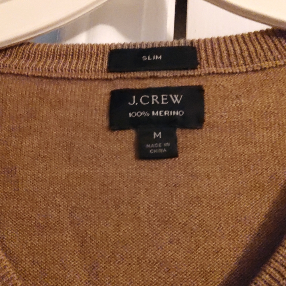 J. CREW💥Nwot💥Caramel V-Neck Sweater - Picture 6 of 6